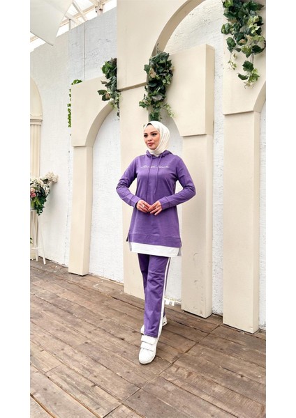 Yazı Baskılı Garni Detaylı Kapşonlu Kısa Sweat Pantolon İkili Tesettür Eşofman Takımı - 03080 - Koyu Lila indirimleri