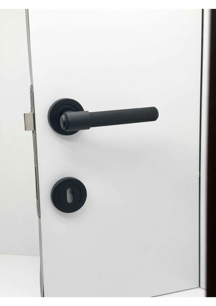 Punch Mat Siyah Rozetli Oda Kapı Kolu 5 Takım fırsatları