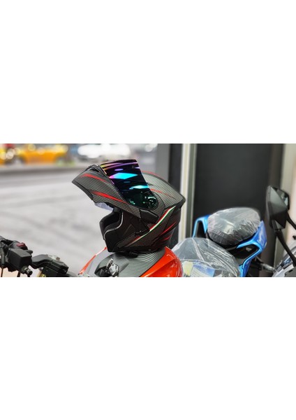 JK902 Güneş Vizörlü Çene Pedli Çene Açılır Karbon Desen Kask(Aynalı Camlı)