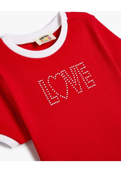 Crop Tişört Kısa Kollu Bisiklet Yaka Pullu Slogan Baskılı Pamuklu modelleri