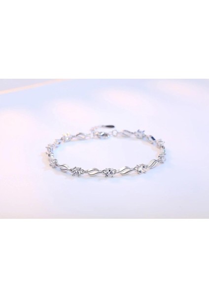 925 Ayar Gümüş Taşlı Ayarlanabilir Kadın Bileklik fırsatları