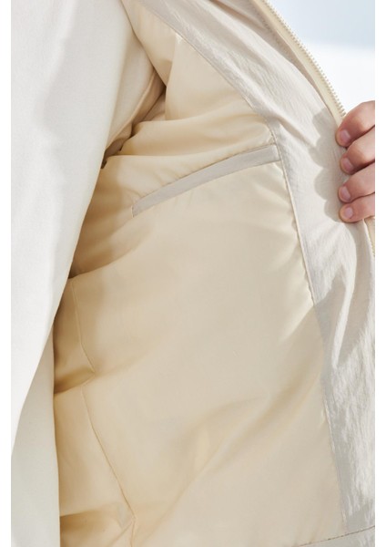 Su Geçirmez Erkek Kapüşonlu Şişme Mont fiyatları