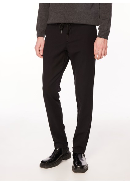 Altınyıldız Classics Normal Bel Dar Paça Slim Fit Siyah Erkek Pantolon 4C0124100013