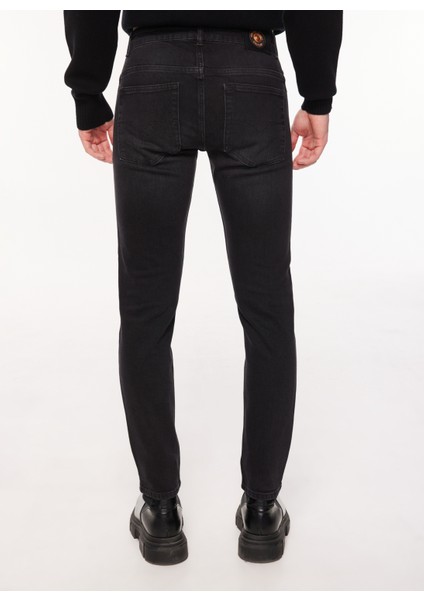 Normal Bel Normal Paça Slim Fit Siyah Erkek Denim Pantolon 75GAB5D0CDW81909 indirimleri