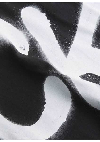 Düz Siyah Erkek T-Shirt J30J324652BEH modelleri