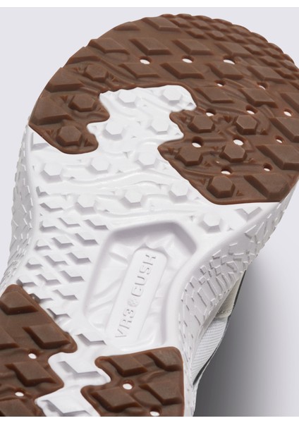 Beyaz Erkek Süet Lifestyle Ayakkabı VN000BCEW001 Mte Ultrarange Neo modelleri