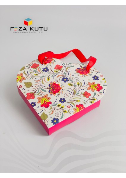 Çikolata Kutusu Hediye Kutusu Kalpli Kutu Sevgililer Günü Kutusu Pasta Kutusu Hediyelik Kutu 10 Adet modelleri