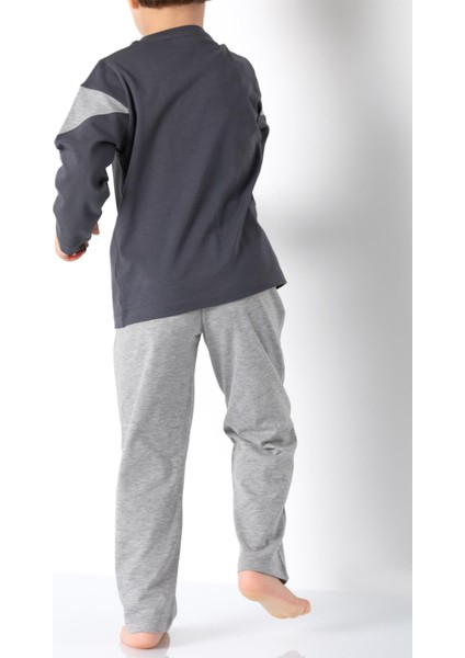Erkek Çocuk Pijama Takımı