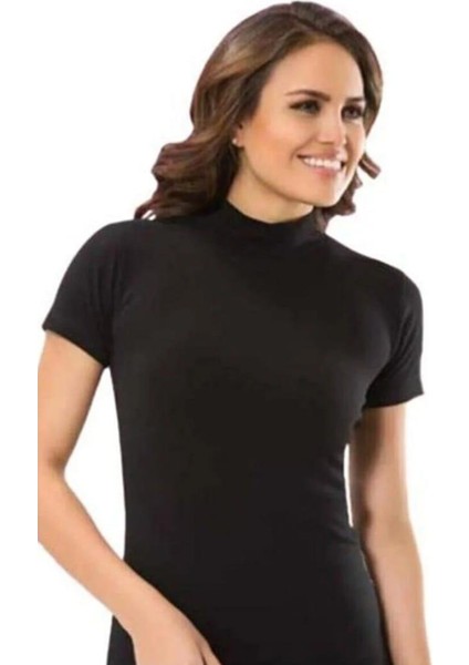 6228 Bayan Kısa Kollu Yarım Boğazlı Atlet 10 Adet