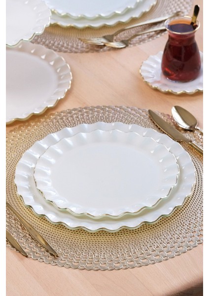 Solid Krem Wavy Altın Yaldızlı 6 Kişilik 34 Parça Pasta Servis Takımı fırsatları