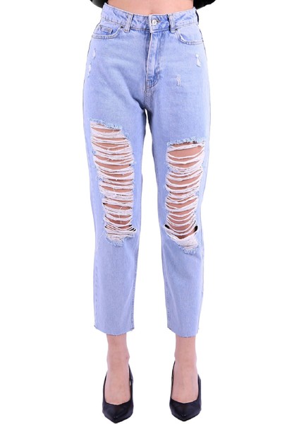 Önü Yırtıklı detaylı Yüksek Belli Cepli Ve astarsız Mom Fit Kadın Kot Pantolon Buz Mavisi Denim