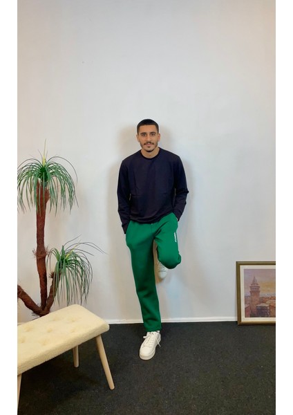 Erkek Içi Polarlı 3 Iplik Kalın Brooklyn Baskılı Eşofman Altı SPR24EA70 indirimleri