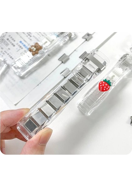 1 Adet Renk 3 Stil Ush Klip Zımba Sökücü Bağlayıcı Itme Kelepçe Bant Dağıtıcı El Kağıt Kesme Klipleri Ofis Malzemeleri Seti Masaüstü Zımba (Yurt Dışından) modelleri