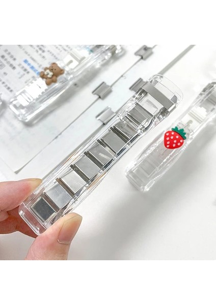 Ananas Tarzı Şeffaf Sevimli Kırtasiye Zımba Kitap Ciltleme Makinesi Tek Parmakla Dokunuşla Zımbalama Yeniden Kullanılabilir Zımba Okul Ofis Aksesuarları (Yurt Dışından) modelleri