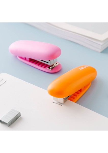 Pembe Tarzı Mini Taşınabilir Katlanır Zımba Renkli Kabuk Bağlayıcı Kullanım Zımba Ofis Ciltleme Araçları Okul Malzemeleri F7019 (Yurt Dışından)