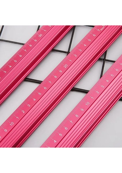 Kırmızı 45CM Tarzı Profesyonel Alüminyum Alaşımlı Düz ​​cetvel Koruyucu Ölçek Ölçme Mühendisleri Çizim Aracı cm (Yurt Dışından) indirimleri