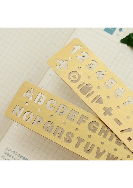Harf Cetvel Stili Yaratıcı Pirinç Çok Işlevli Cetvel Imi Harfler ve Sayılar Şablon Boyama Araçları Çocuklar Hediyeler Kırtasiye Okul Malzemeleri (Yurt Dışından) modelleri