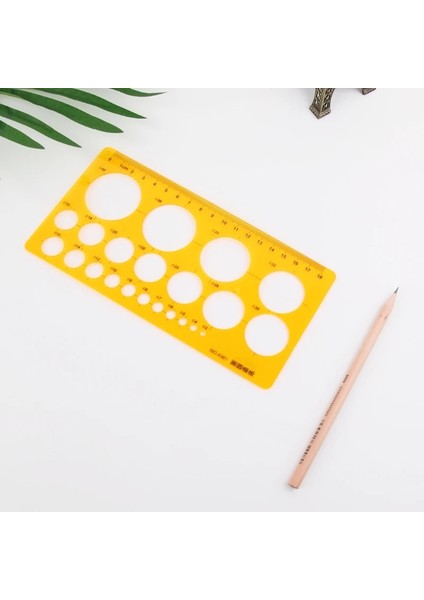 No.84 Tarzı 1 Adet K Rercles Geometrik Şablon Cetvel Stencil Çizim Ölçme Aracı Öğrenciler Yeni Tasarım (Yurt Dışından) modelleri