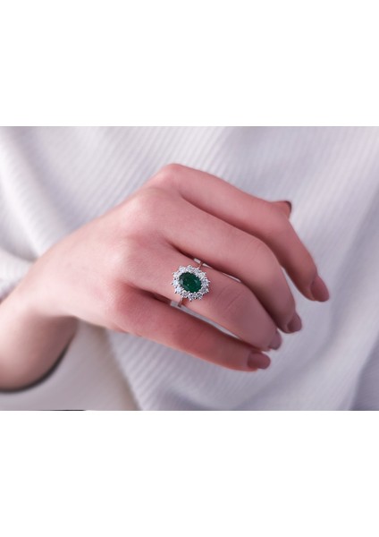 Pırlanta ve Oval Zümrüt Taşlı Büyük Anturaj Yüzük 040404R0409 fırsatları