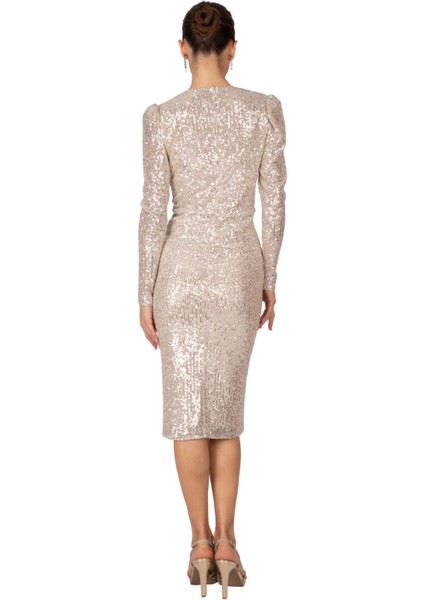 Payetli Kruvaze Yakalı Uzun Kollu Midi Abiye Elbise Bej