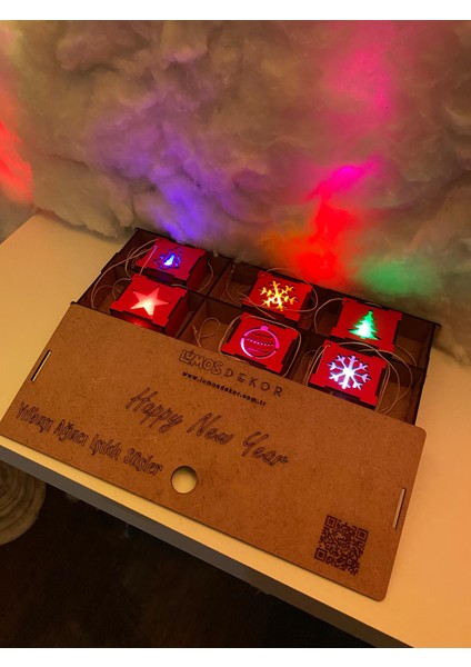 Yılbaşı Ağacı Işıklı Süsler Kırmızı