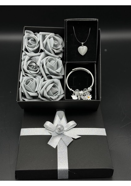 Kutu Içerisinde Doğaltaş Kolye ve Paslanmaz Çelik Charmlı Pandora Bileklik