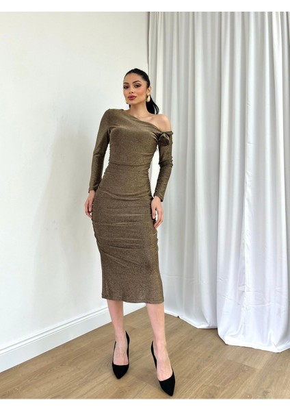 Kadın Midi Bodycon Elbise Çıkarılabilir Gül Detay Çapraz Yaka Simli Abiye & Mezuniyet Elbisesi