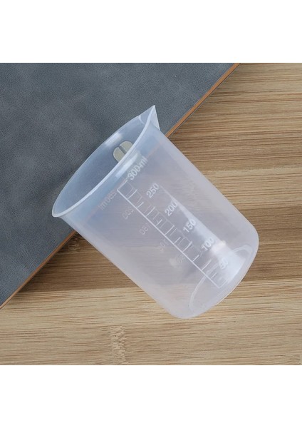 1 Adet 50ML Tarzı Plastik Mezun Ölçme Fincan Mutfak Bar Malzemeleri Kolu Olmadan Sıvı Konteyner Pişirme Kabı Aracı Şeffaf Karıştırma Fincan (Yurt Dışından) indirimleri