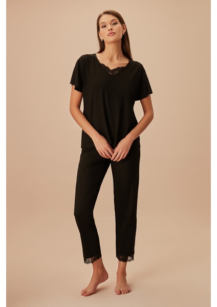 Laura Pijama Takımı