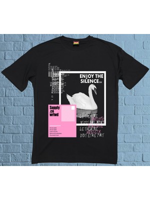 Bu Tshirt Swan - Enjoy The Silence' Temalı Ön Yüz Baskılı Oversize Tişört