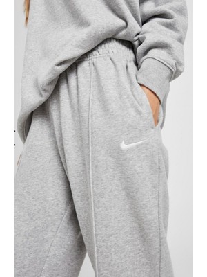 Nike Sportswear Essentials Kadın Büyük Beden Gri Eşofman Altı – Curve