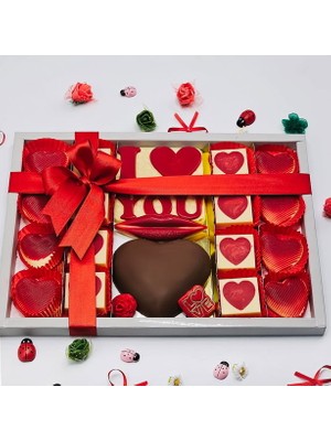 Nin Chocolate Sevgililer Günü Temalı Kalp ve Figür Çikolata Kutusu