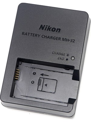 Nikon Mh - 32