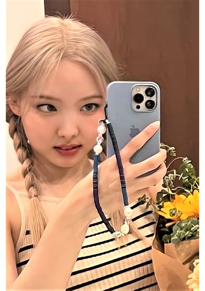 Kpop Twice Nayeon Incili Telefon Charmı