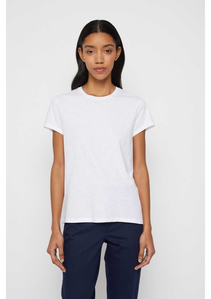 Favorite Beyaz Tişört fırsatları