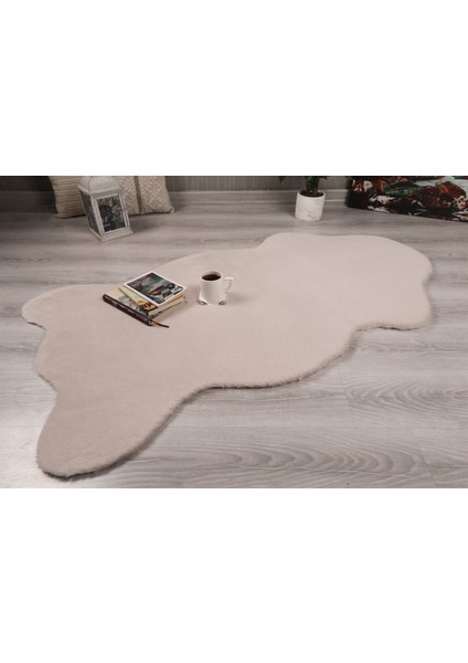 Tavşan Tüyü Dekoratif Ultra Yumuşak Post Peluş Kaymaz Halı