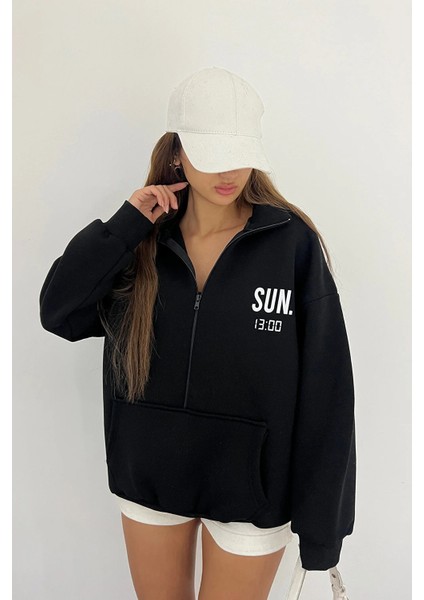 Sun Victoria Dik Yaka Fermualı Oversize 3 Iplik Içi Şardonlu Baskılı Sweatshirt