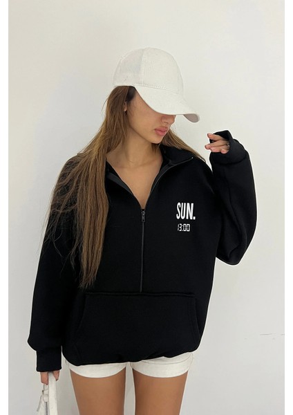 Sun Victoria Dik Yaka Fermualı Oversize 3 Iplik Içi Şardonlu Baskılı Sweatshirt