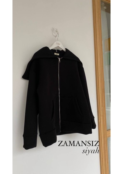 Kapüşon Detaylı Fermuarlı Sweatshirt