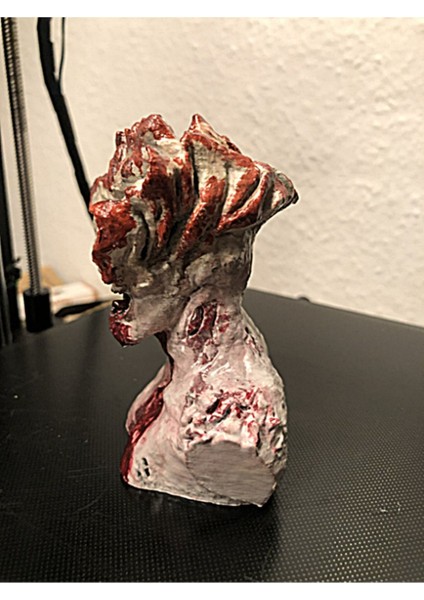 The Last Of Us Takırdayan Boyalı Figür 10 cm