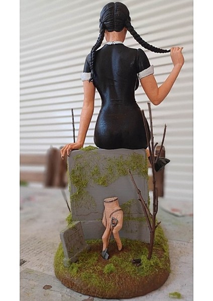 Wednesday Addams Sweet Girl Boyalı Figür 25 cm (Büyük Boy)