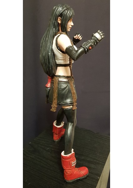 Final Fantasy 7 Tifa Lockhart Figür Final Fantasy 7 Prenses Rosa Obje Büyük Boy 25CM