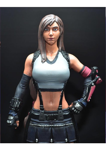 Final Fantasy Tifa Lockhart Figür Final Fantasy Prenses Rosa Obje Büyük Boy 25CM fiyatları