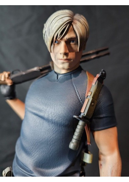 Resident Evil 4 Leon Kennedy Figürü Resident Evil 4 Leon Obje 25CM Büyük Boy indirimleri