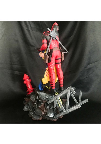Wolverine Vs Deadpool Obje Wolverine Figür Deadpool Figür Marvel Figürler 25CM Büyük Boy