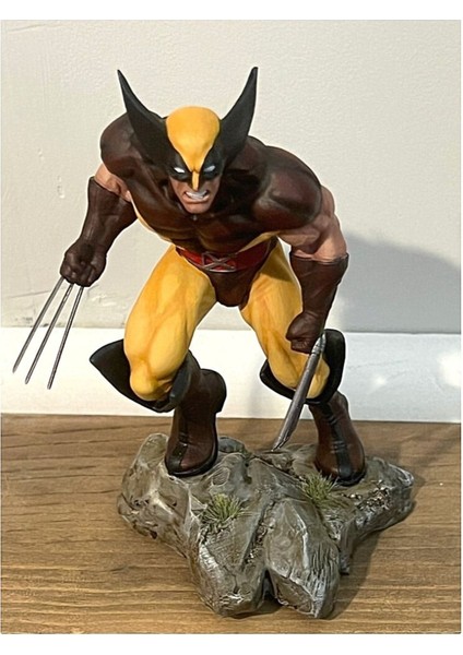 Öfkeli Wolverine Boyalı Figür 26 cm (Dev Boy)