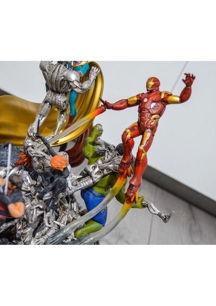 Yenilmezler Marvel Avengers Ultron Çağı Boyalı Figür 40 cm (Mega Boy)