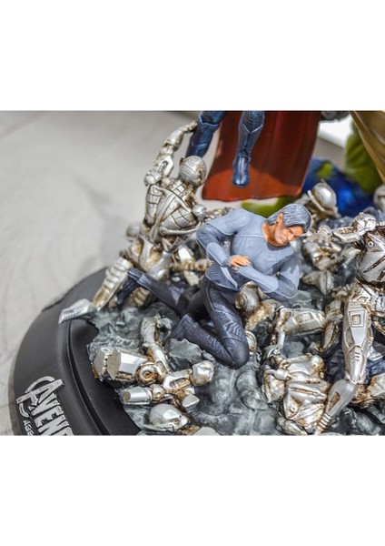 Yenilmezler Marvel Avengers Ultron Çağı Boyalı Figür 40 cm (Mega Boy)