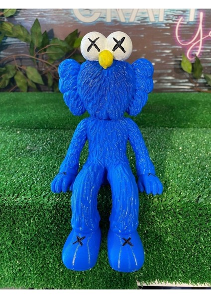 Kaws Bff Vinyl Sitting Boyalı Figür 20 cm Boy