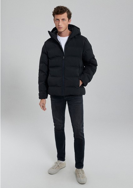 Su İtici Kapüşonlu Siyah Şişme Mont 0110313-71379